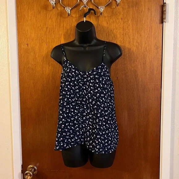 Hippie Rose Blue Floral Sleeveless Blouse - Picture 9 of 16